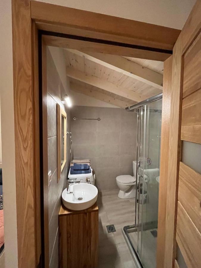 Valeria'S Apartments Sinarádes Zewnętrze zdjęcie